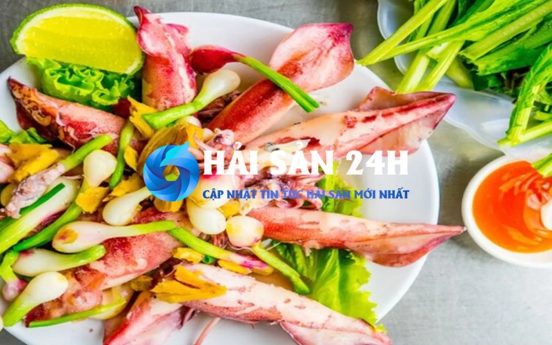 Mực trứng hấp hành gừng