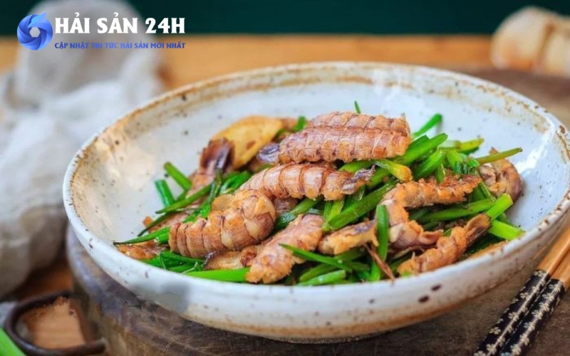 Bề bề xào rau cải (hoặc su su)