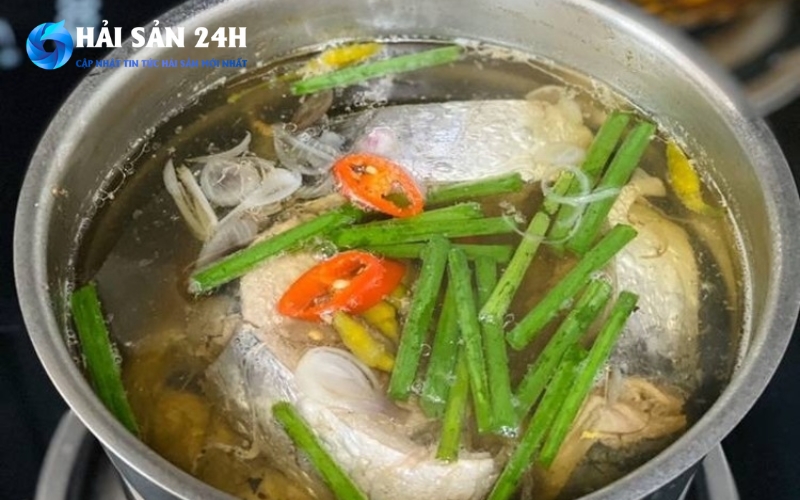 Cá ù nấu mẳn (nấu ngọt)