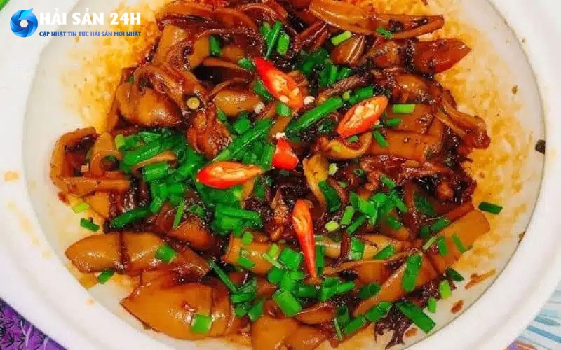 Tổng hợp 10 món ăn làm từ mực trứng ngon dễ làm 8 Mực trứng kho tiêu