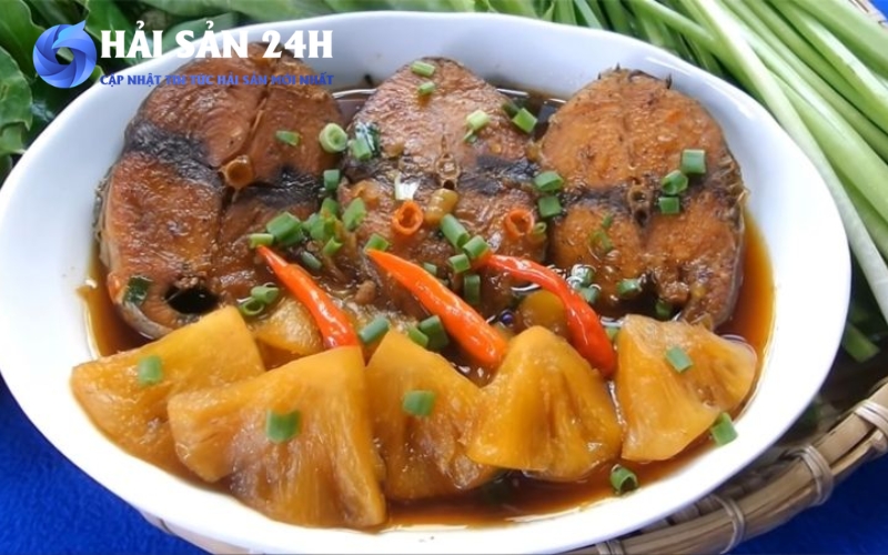 Cá Ngừ làm món gì ngon? Tổng hợp 5 cách chế biến cá Ngừ ngon dễ làm tại nhà 3 Cá ngừ kho thơm (dứa)