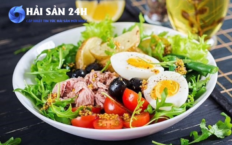 Cá Ngừ làm món gì ngon? Tổng hợp 5 cách chế biến cá Ngừ ngon dễ làm tại nhà 5 Salad cá ngừ