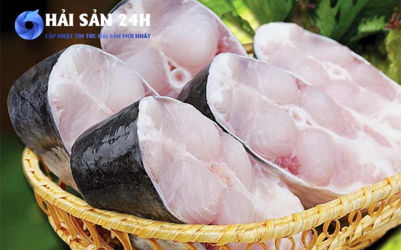 Cách làm cá Thu kho tộ thơm ngon dễ làm tại nhà 4 Sơ chế nguyên liệu và khử tanh cá