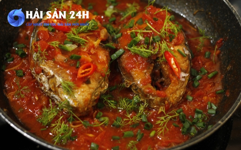 Cách làm cá Thu sốt cà chua thơm ngon đậm đà tại nhà 7 Bí quyết làm cá Thu sốt cà chua ngon như ngoài quán